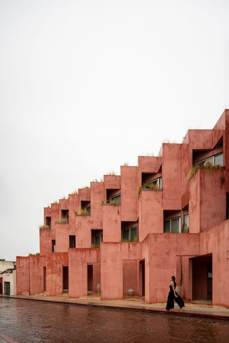 Laiva Plaza Hotel